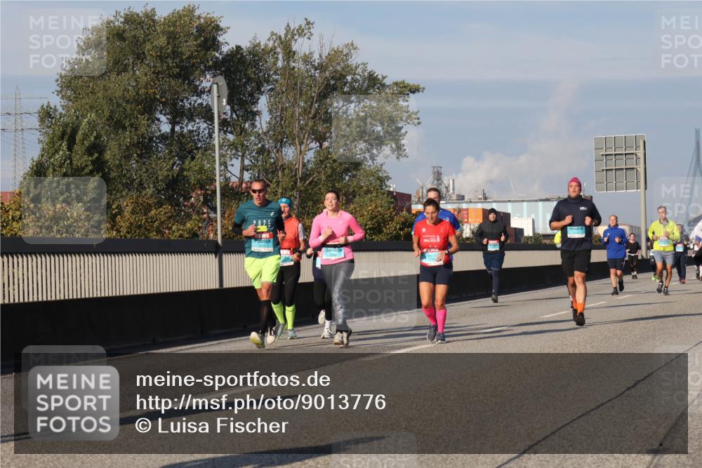 03.10.2025 - Köhlbrandbrückenlauf Luisa Fischer http://msf.ph/oto/9013776 03.10.2025 10:57:39 Position 3 2025 meine-sportfotos.de