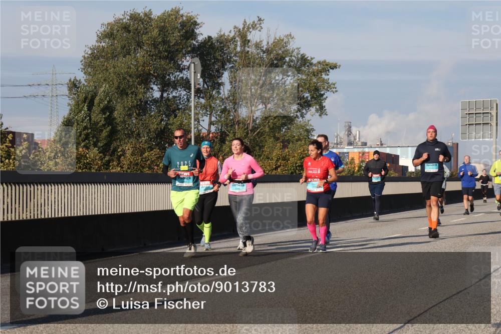 03.10.2025 - Köhlbrandbrückenlauf Luisa Fischer http://msf.ph/oto/9013783 03.10.2025 10:57:40 Position 3 379 meine-sportfotos.de