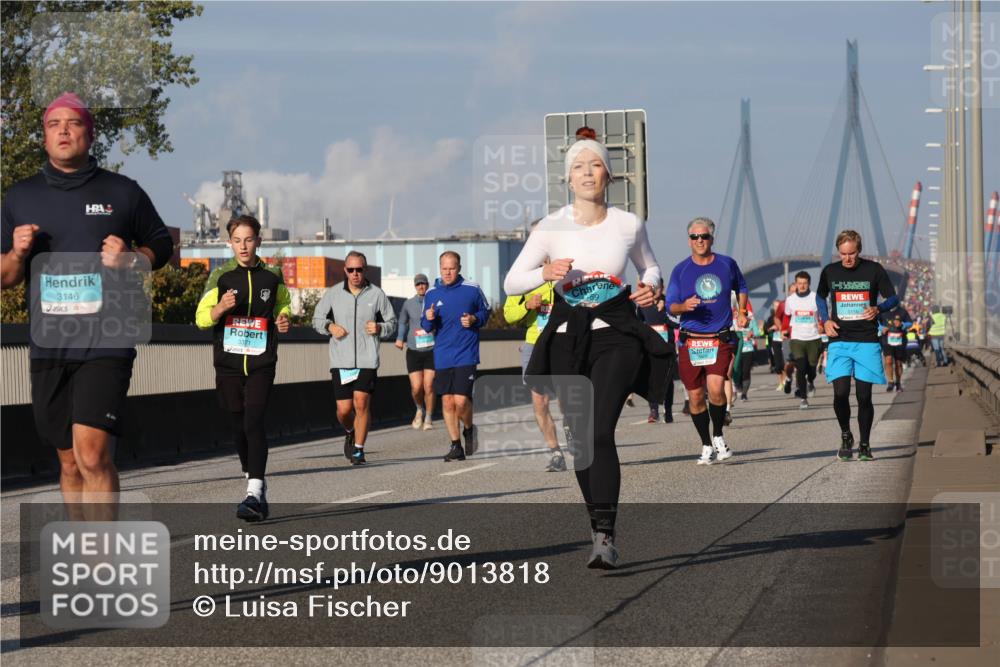 03.10.2025 - Köhlbrandbrückenlauf Luisa Fischer http://msf.ph/oto/9013818 03.10.2025 10:57:43 Position 3 3146 meine-sportfotos.de