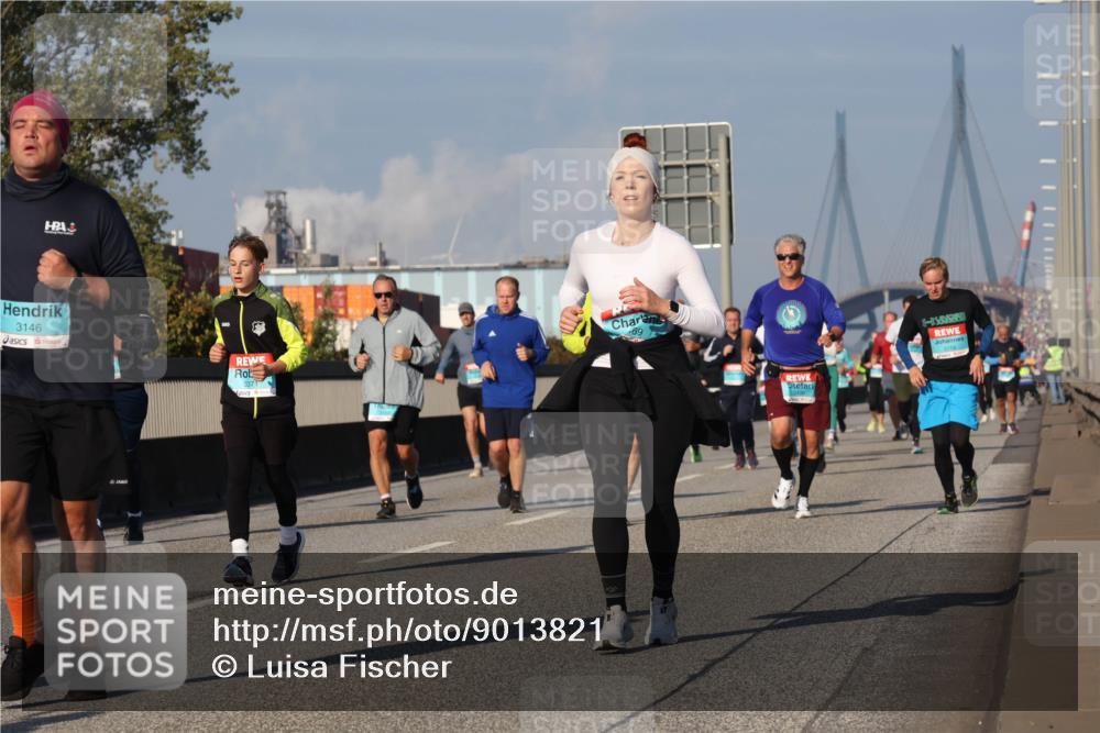 03.10.2025 - Köhlbrandbrückenlauf Luisa Fischer http://msf.ph/oto/9013821 03.10.2025 10:57:44 Position 3 3146, 337, 69, 3156 meine-sportfotos.de