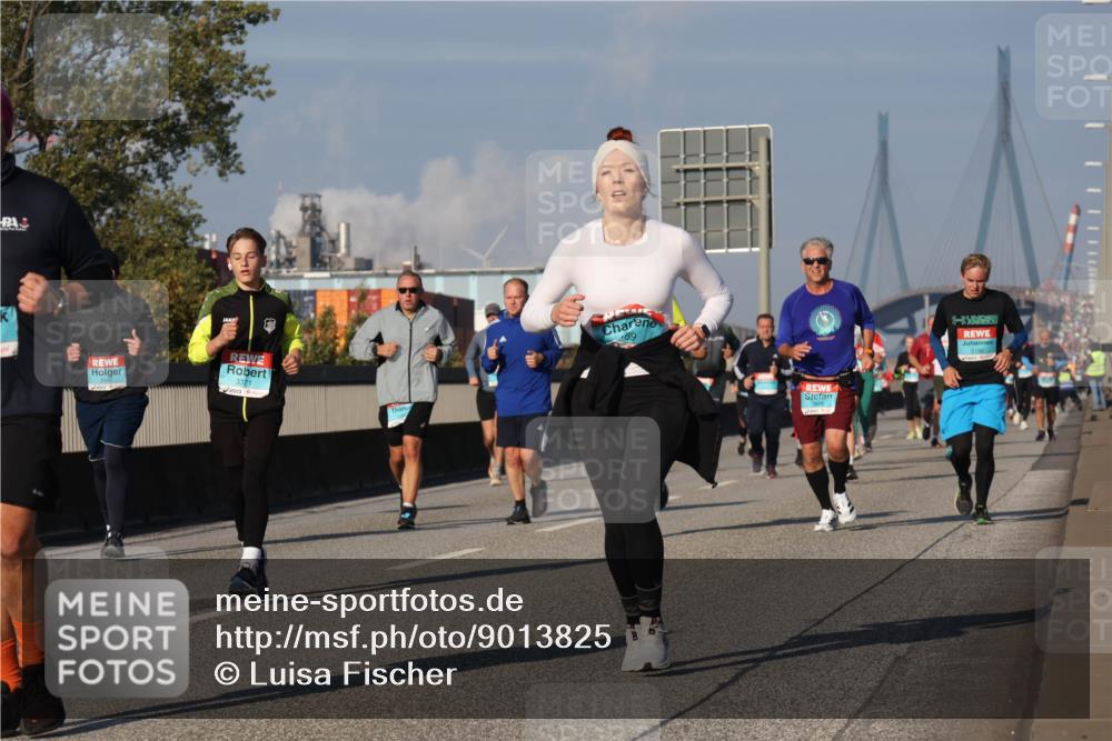 03.10.2025 - Köhlbrandbrückenlauf Luisa Fischer http://msf.ph/oto/9013825 03.10.2025 10:57:44 Position 3  meine-sportfotos.de