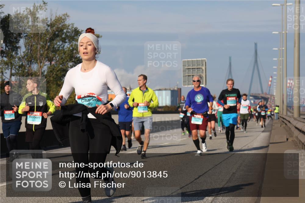 03.10.2025 - Köhlbrandbrückenlauf Luisa Fischer http://msf.ph/oto/9013845 03.10.2025 10:57:46 Position 3 3371, 69 meine-sportfotos.de