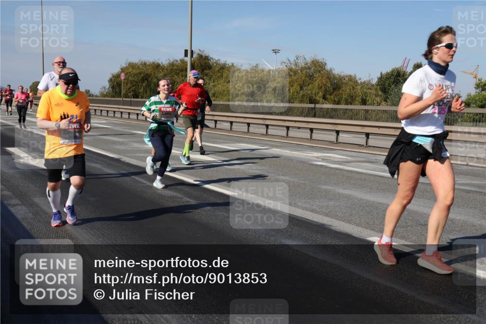 03.10.2025 - Köhlbrandbrückenlauf Julia Fischer http://msf.ph/oto/9013853 03.10.2025 13:07:33 Position 3 4895 meine-sportfotos.de