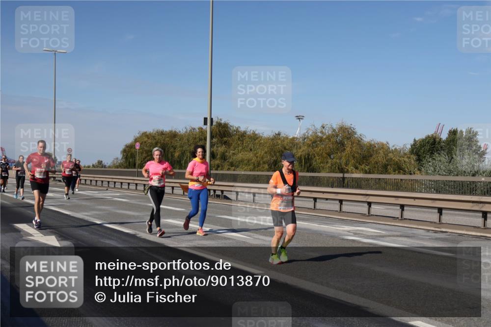 03.10.2025 - Köhlbrandbrückenlauf Julia Fischer http://msf.ph/oto/9013870 03.10.2025 13:07:38 Position 3  meine-sportfotos.de