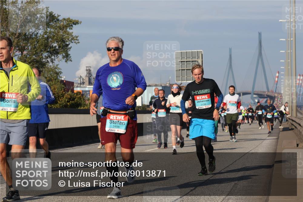 03.10.2025 - Köhlbrandbrückenlauf Luisa Fischer http://msf.ph/oto/9013871 03.10.2025 10:57:49 Position 3 1768, 3156, 3406 meine-sportfotos.de