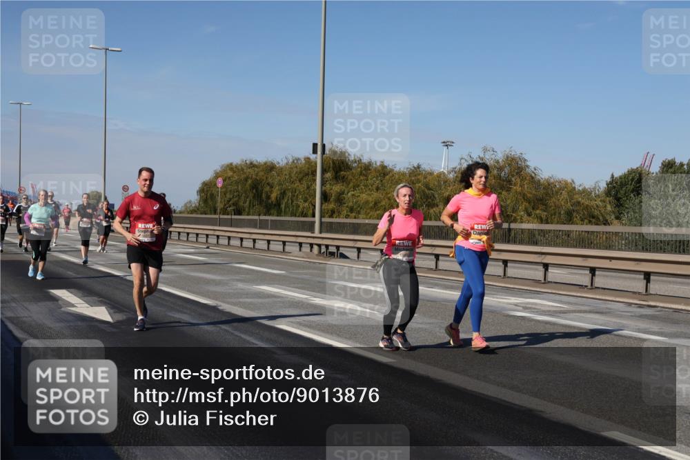 03.10.2025 - Köhlbrandbrückenlauf Julia Fischer http://msf.ph/oto/9013876 03.10.2025 13:07:40 Position 3  meine-sportfotos.de