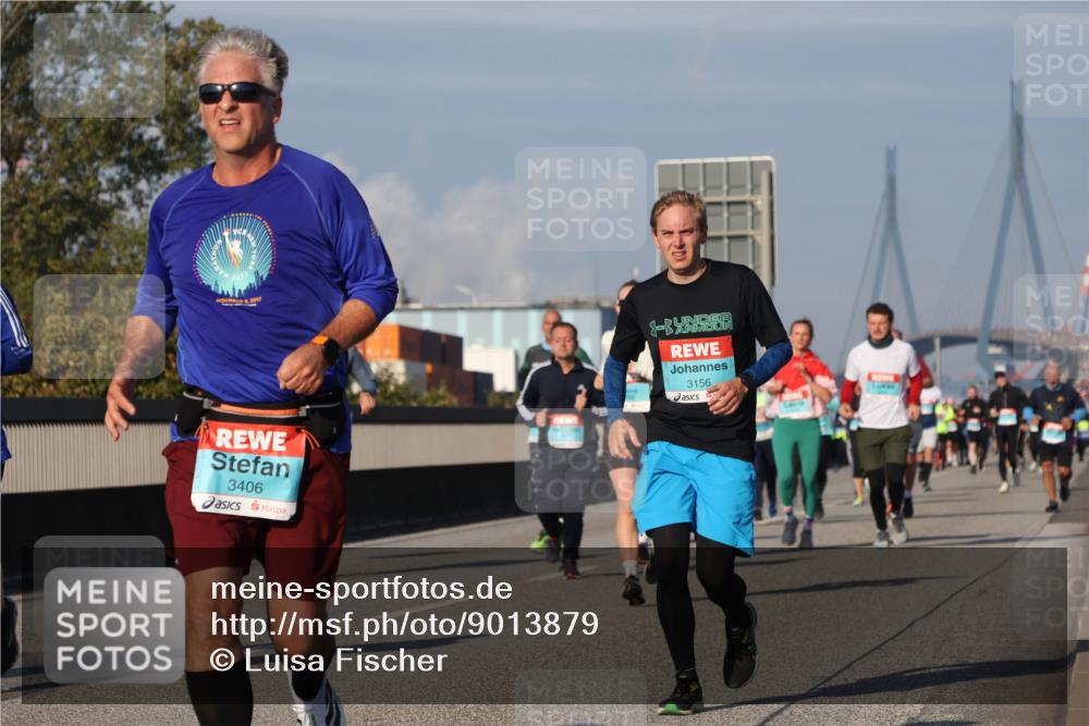 03.10.2025 - Köhlbrandbrückenlauf Luisa Fischer http://msf.ph/oto/9013879 03.10.2025 10:57:49 Position 3 5, 2017, 3406, 3156 meine-sportfotos.de