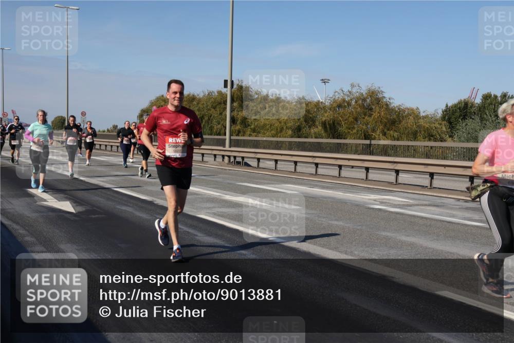 03.10.2025 - Köhlbrandbrückenlauf Julia Fischer http://msf.ph/oto/9013881 03.10.2025 13:07:41 Position 3 5527, 614 meine-sportfotos.de