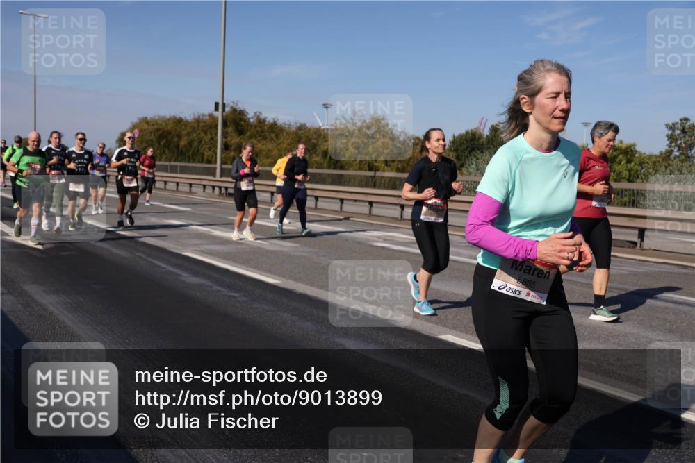 03.10.2025 - Köhlbrandbrückenlauf Julia Fischer http://msf.ph/oto/9013899 03.10.2025 13:07:47 Position 3 5885 meine-sportfotos.de