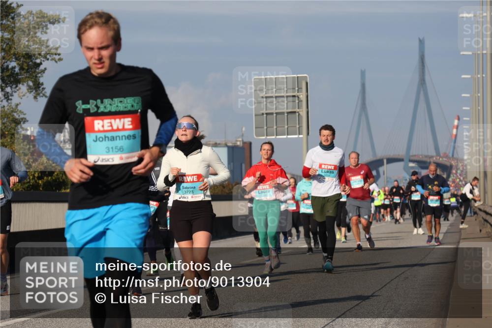 03.10.2025 - Köhlbrandbrückenlauf Luisa Fischer http://msf.ph/oto/9013904 03.10.2025 10:57:52 Position 3 3156, 15, 3723 meine-sportfotos.de