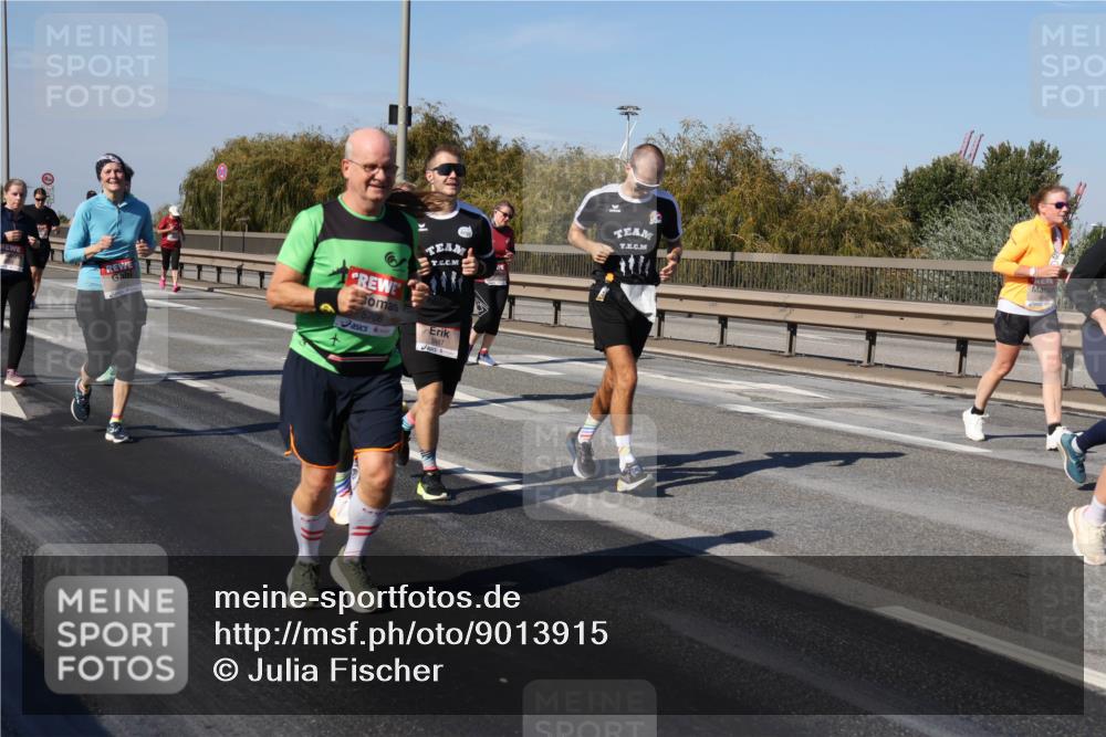 03.10.2025 - Köhlbrandbrückenlauf Julia Fischer http://msf.ph/oto/9013915 03.10.2025 13:07:49 Position 3 5708, 5887 meine-sportfotos.de