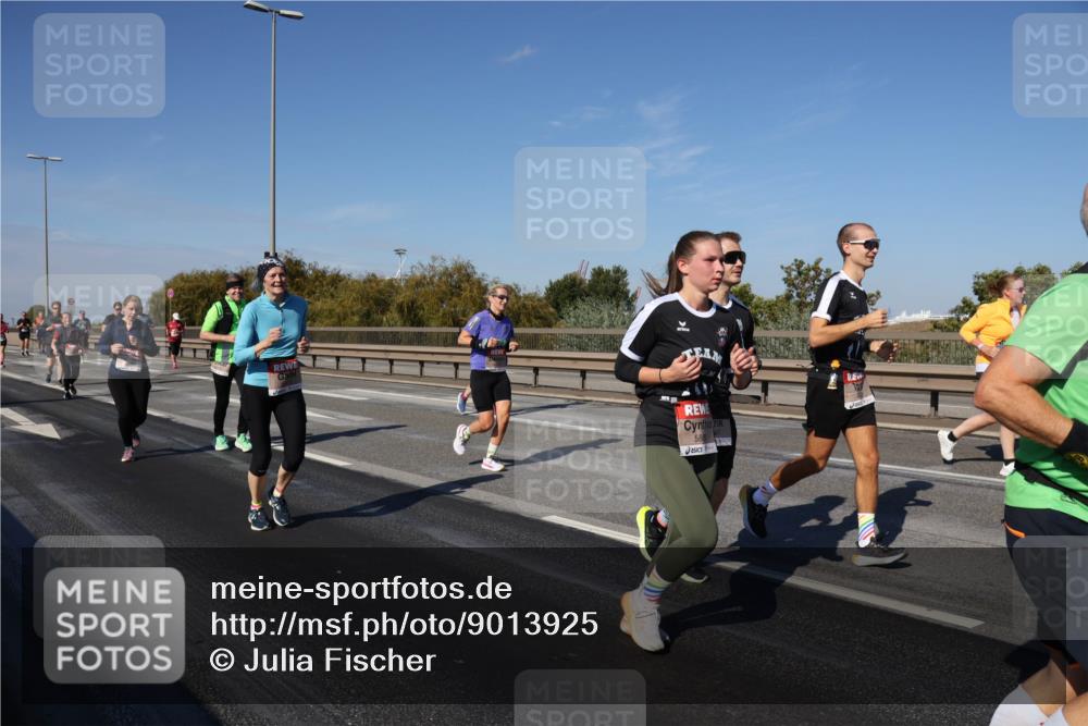 03.10.2025 - Köhlbrandbrückenlauf Julia Fischer http://msf.ph/oto/9013925 03.10.2025 13:07:51 Position 3  meine-sportfotos.de