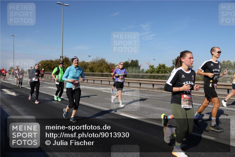 03.10.2025 - Köhlbrandbrückenlauf Julia Fischer http://msf.ph/oto/9013930 03.10.2025 13:07:52 Position 3 5888 meine-sportfotos.de