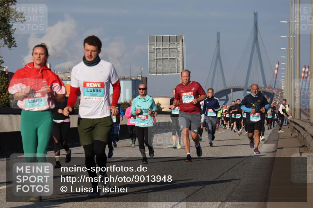 03.10.2025 - Köhlbrandbrückenlauf Luisa Fischer http://msf.ph/oto/9013948 03.10.2025 10:57:56 Position 3 1206, 3208, 1514, 1296 meine-sportfotos.de