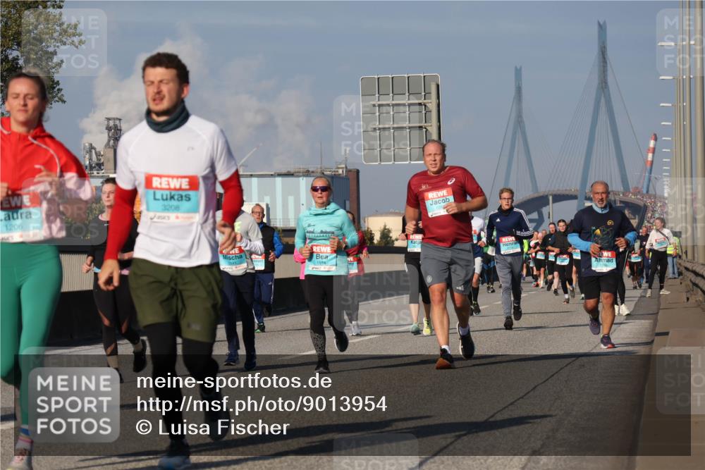 03.10.2025 - Köhlbrandbrückenlauf Luisa Fischer http://msf.ph/oto/9013954 03.10.2025 10:57:57 Position 3 1206, 3208, 2841, 1514 meine-sportfotos.de