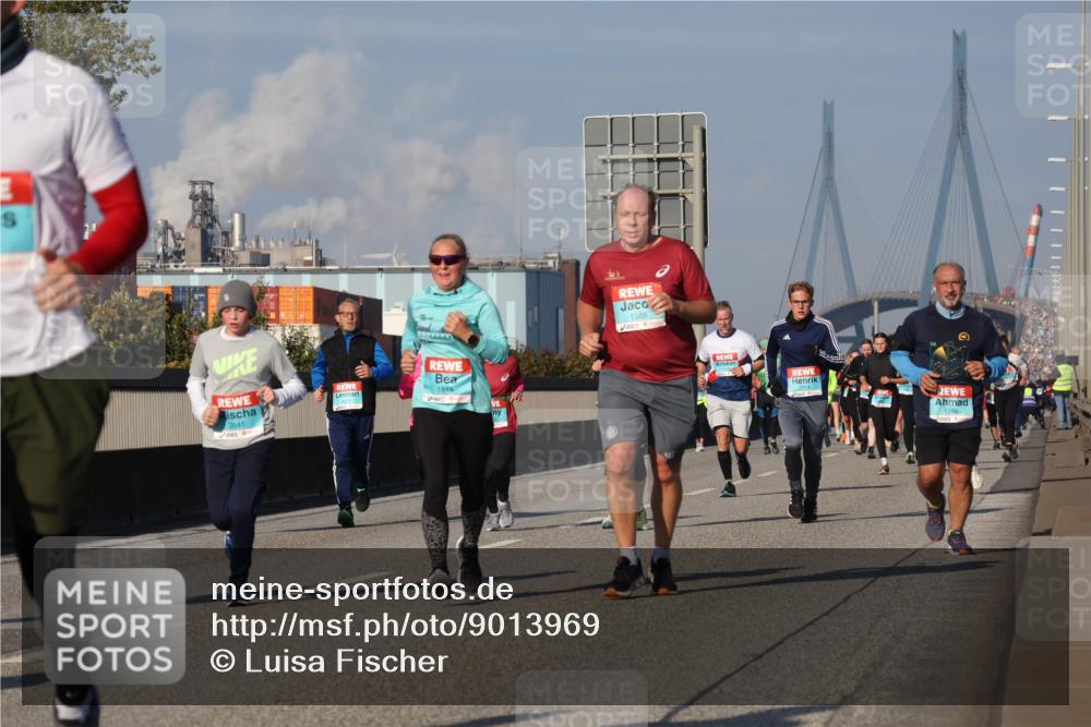 03.10.2025 - Köhlbrandbrückenlauf Luisa Fischer http://msf.ph/oto/9013969 03.10.2025 10:57:58 Position 3 2841, 1514, 1388, 1296 meine-sportfotos.de