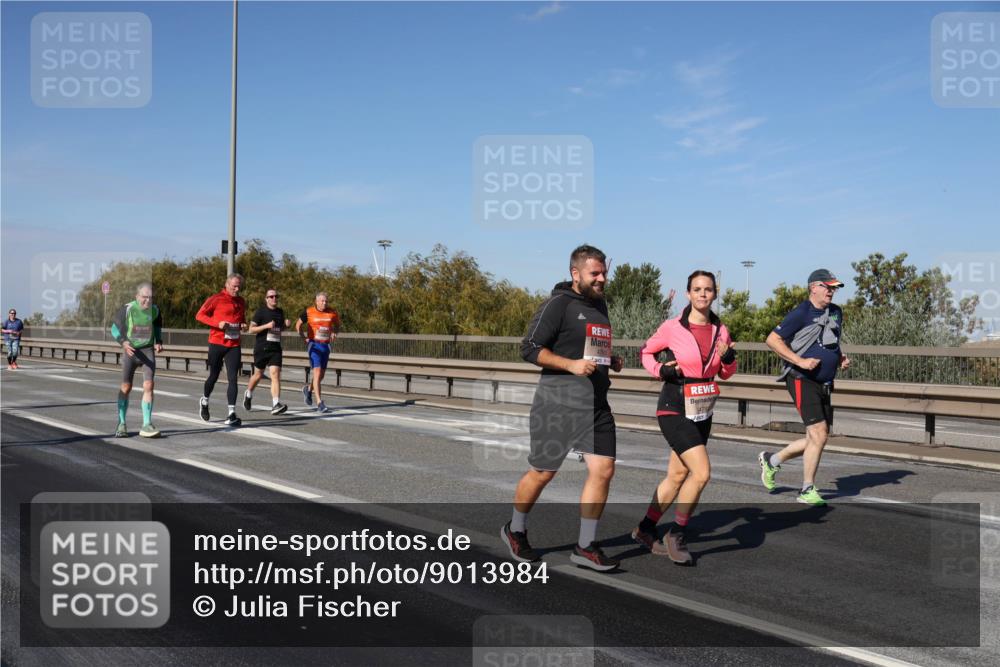03.10.2025 - Köhlbrandbrückenlauf Julia Fischer http://msf.ph/oto/9013984 03.10.2025 13:08:02 Position 3 4783 meine-sportfotos.de