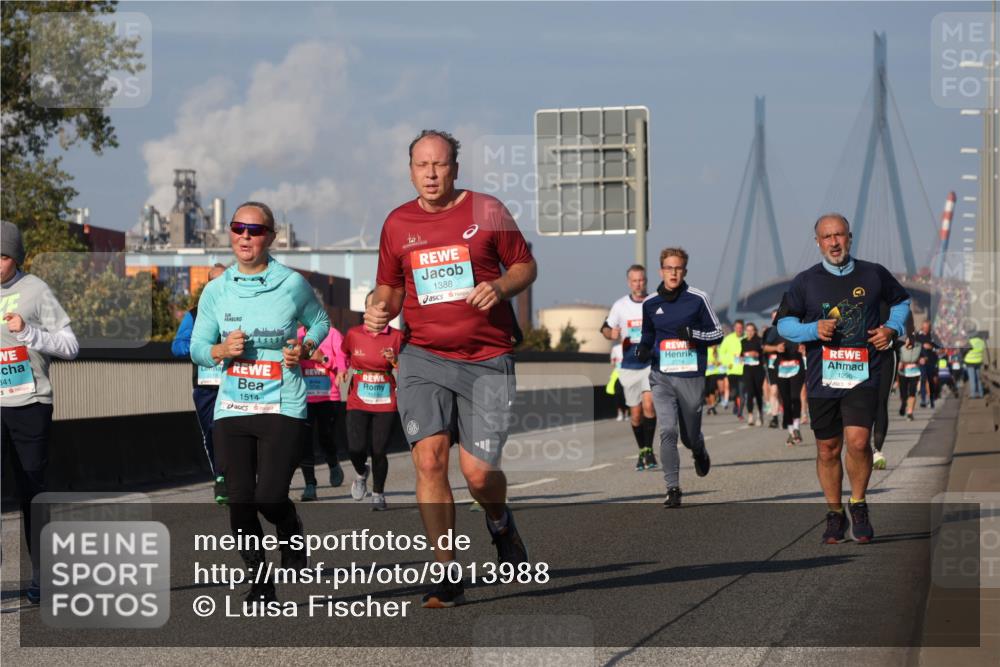 03.10.2025 - Köhlbrandbrückenlauf Luisa Fischer http://msf.ph/oto/9013988 03.10.2025 10:58:00 Position 3 841, 1514, 1388, 1296 meine-sportfotos.de