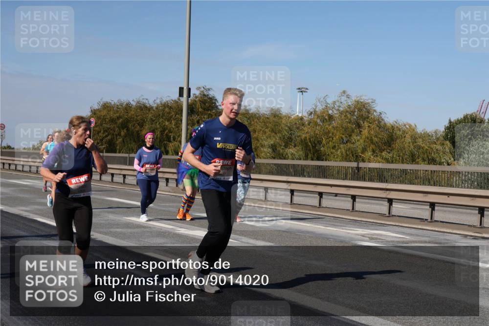 03.10.2025 - Köhlbrandbrückenlauf Julia Fischer http://msf.ph/oto/9014020 03.10.2025 13:08:10 Position 3 607 meine-sportfotos.de