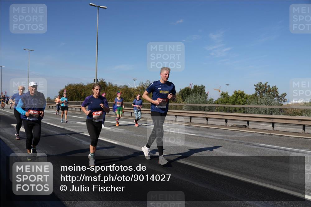 03.10.2025 - Köhlbrandbrückenlauf Julia Fischer http://msf.ph/oto/9014027 03.10.2025 13:08:11 Position 3  meine-sportfotos.de