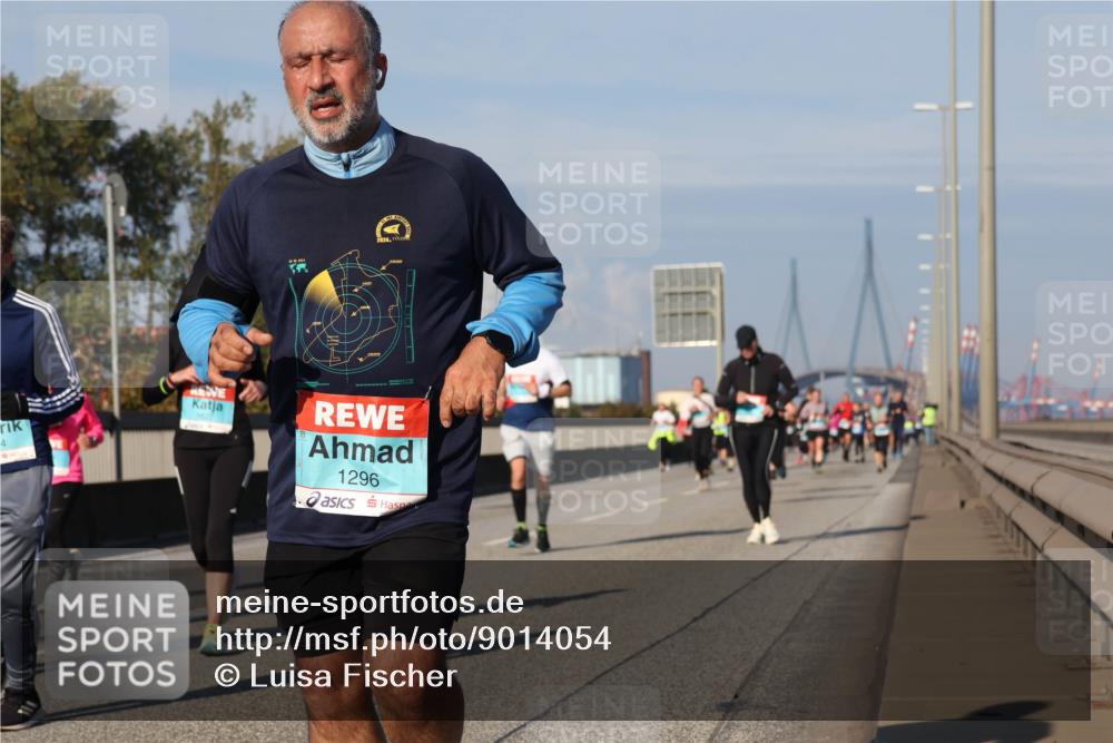 03.10.2025 - Köhlbrandbrückenlauf Luisa Fischer http://msf.ph/oto/9014054 03.10.2025 10:58:06 Position 3 2024, 4, 1296 meine-sportfotos.de