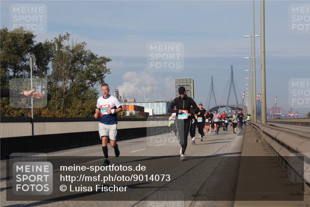 03.10.2025 - Köhlbrandbrückenlauf Luisa Fischer http://msf.ph/oto/9014073 03.10.2025 10:58:08 Position 3  meine-sportfotos.de