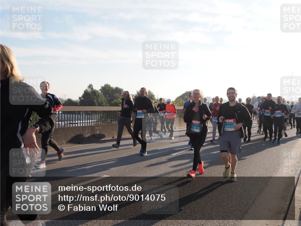 03.10.2025 - Köhlbrandbrückenlauf Fabian Wolf http://msf.ph/oto/9014075 03.10.2025 09:24:25 Position 3 1136, 1254 meine-sportfotos.de