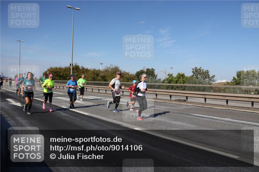 03.10.2025 - Köhlbrandbrückenlauf Julia Fischer http://msf.ph/oto/9014106 03.10.2025 13:08:34 Position 3  meine-sportfotos.de