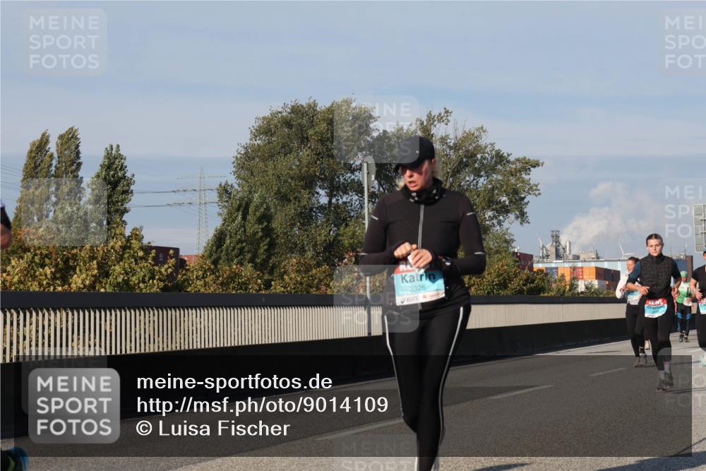 03.10.2025 - Köhlbrandbrückenlauf Luisa Fischer http://msf.ph/oto/9014109 03.10.2025 10:58:11 Position 3  meine-sportfotos.de
