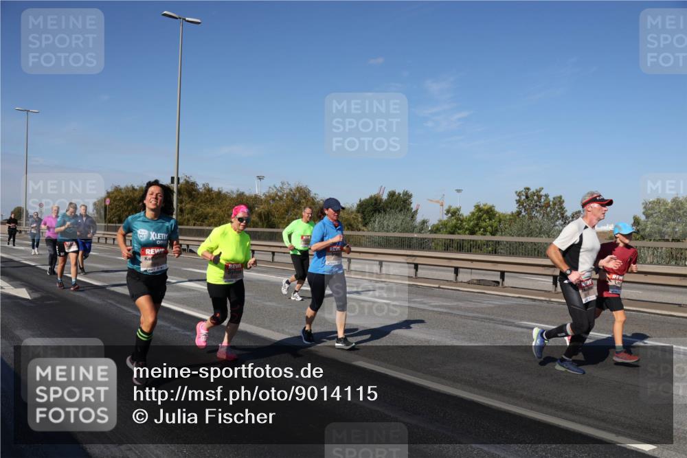 03.10.2025 - Köhlbrandbrückenlauf Julia Fischer http://msf.ph/oto/9014115 03.10.2025 13:08:36 Position 3  meine-sportfotos.de