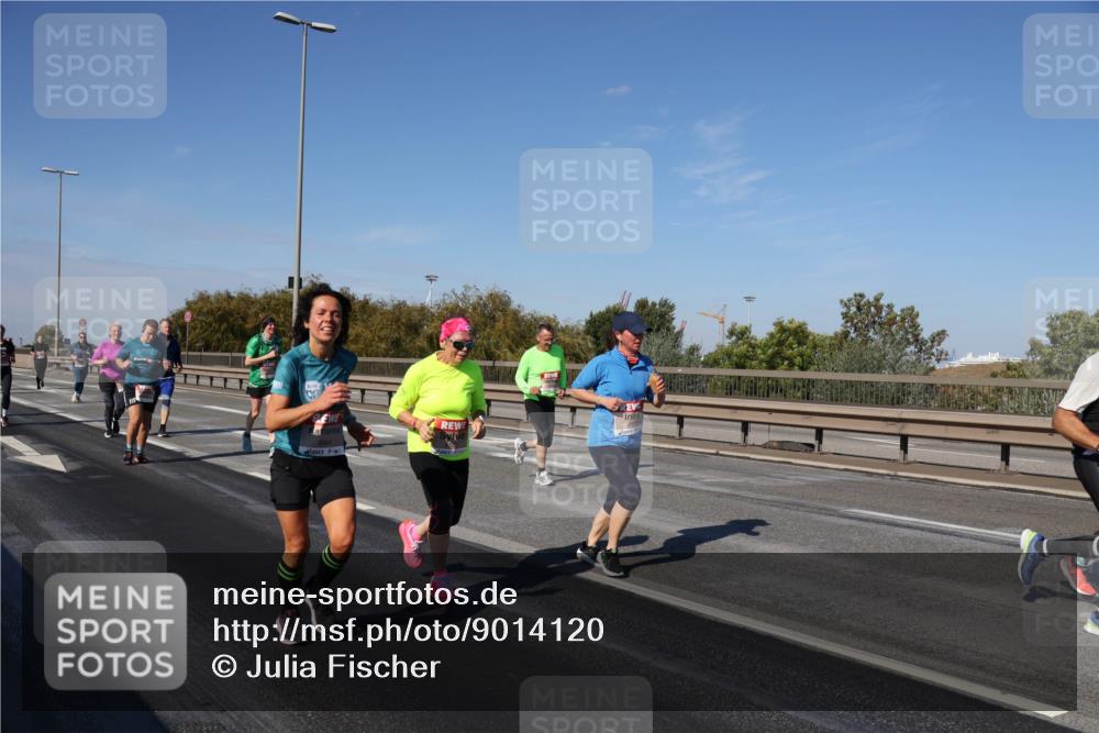 03.10.2025 - Köhlbrandbrückenlauf Julia Fischer http://msf.ph/oto/9014120 03.10.2025 13:08:36 Position 3 10, 7 meine-sportfotos.de