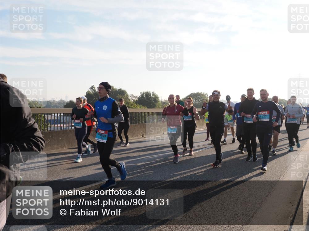 03.10.2025 - Köhlbrandbrückenlauf Fabian Wolf http://msf.ph/oto/9014131 03.10.2025 09:24:27 Position 3  meine-sportfotos.de