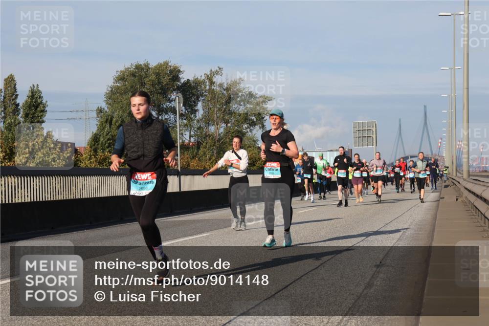 03.10.2025 - Köhlbrandbrückenlauf Luisa Fischer http://msf.ph/oto/9014148 03.10.2025 10:58:15 Position 3 2686 meine-sportfotos.de