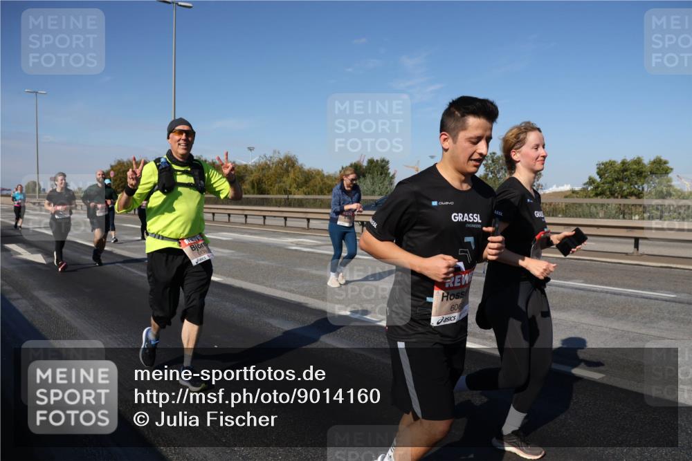03.10.2025 - Köhlbrandbrückenlauf Julia Fischer http://msf.ph/oto/9014160 03.10.2025 13:08:43 Position 3 5138, 606 meine-sportfotos.de