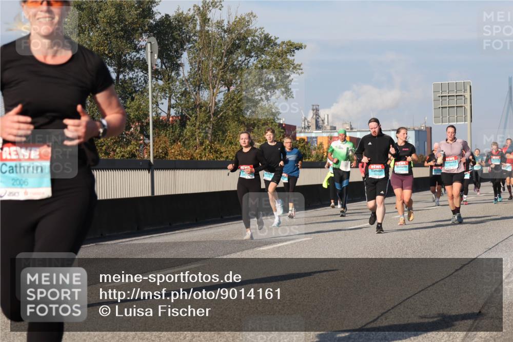 03.10.2025 - Köhlbrandbrückenlauf Luisa Fischer http://msf.ph/oto/9014161 03.10.2025 10:58:17 Position 3 2006 meine-sportfotos.de