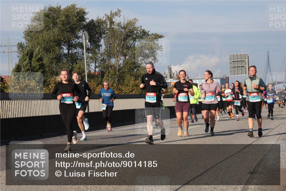 03.10.2025 - Köhlbrandbrückenlauf Luisa Fischer http://msf.ph/oto/9014185 03.10.2025 10:58:19 Position 3 2687 meine-sportfotos.de