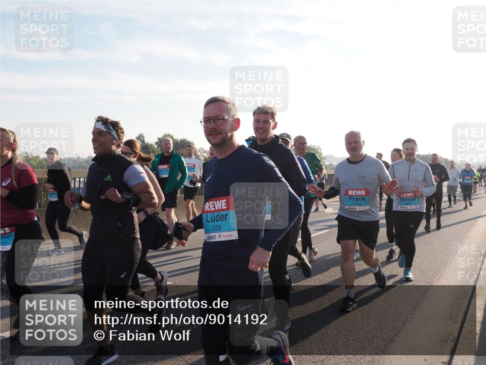 03.10.2025 - Köhlbrandbrückenlauf Fabian Wolf http://msf.ph/oto/9014192 03.10.2025 09:24:28 Position 3 148, 2509, 65463, 3661, 1704 meine-sportfotos.de