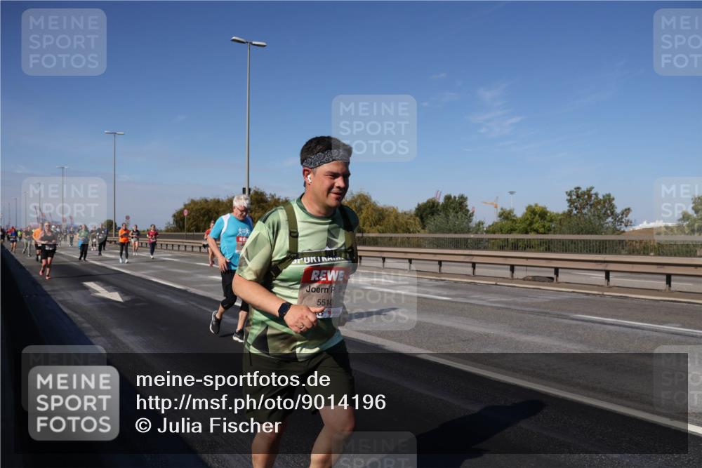 03.10.2025 - Köhlbrandbrückenlauf Julia Fischer http://msf.ph/oto/9014196 03.10.2025 13:08:50 Position 3 5510 meine-sportfotos.de