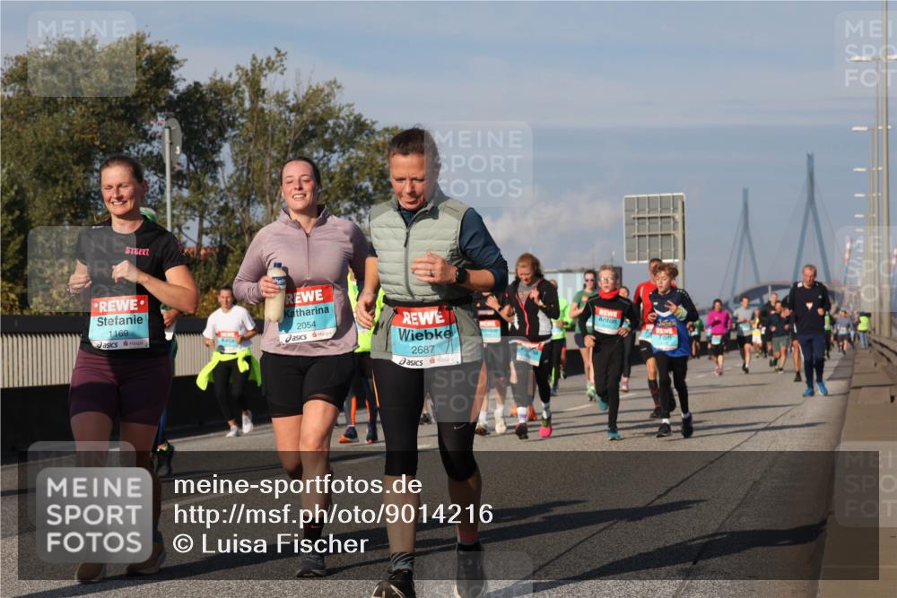 03.10.2025 - Köhlbrandbrückenlauf Luisa Fischer http://msf.ph/oto/9014216 03.10.2025 10:58:23 Position 3 1169, 2054, 2687 meine-sportfotos.de