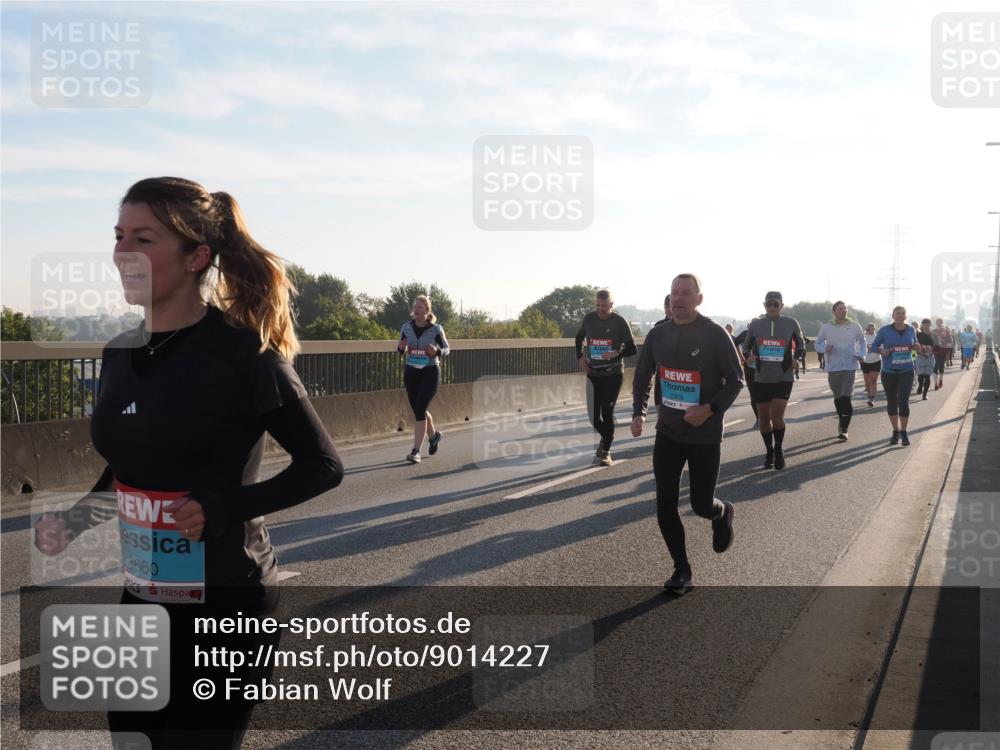 03.10.2025 - Köhlbrandbrückenlauf Fabian Wolf http://msf.ph/oto/9014227 03.10.2025 09:24:31 Position 3 3660, 2308 meine-sportfotos.de