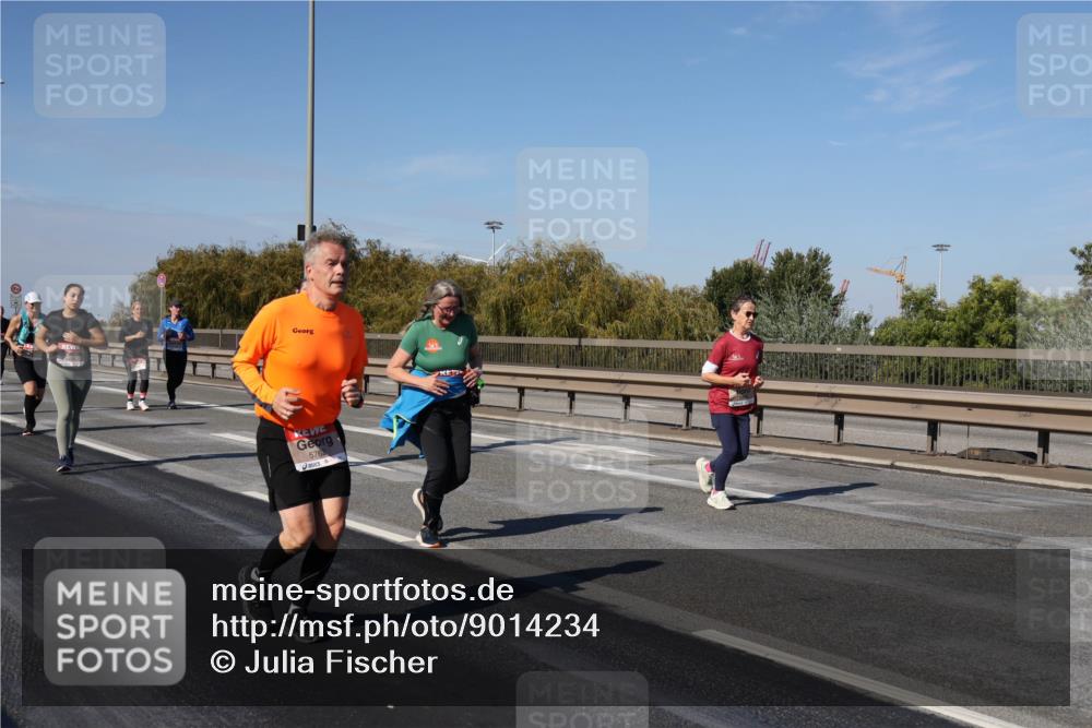 03.10.2025 - Köhlbrandbrückenlauf Julia Fischer http://msf.ph/oto/9014234 03.10.2025 13:08:59 Position 3 5762 meine-sportfotos.de