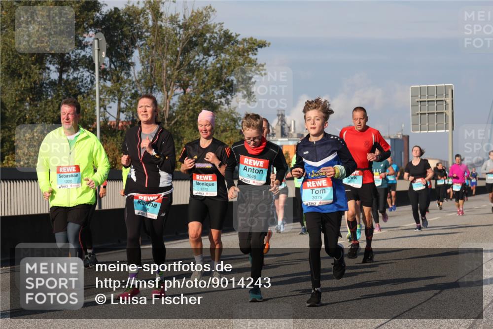 03.10.2025 - Köhlbrandbrückenlauf Luisa Fischer http://msf.ph/oto/9014243 03.10.2025 10:58:25 Position 3 1220, 1272, 3648, 3075, 3028 meine-sportfotos.de