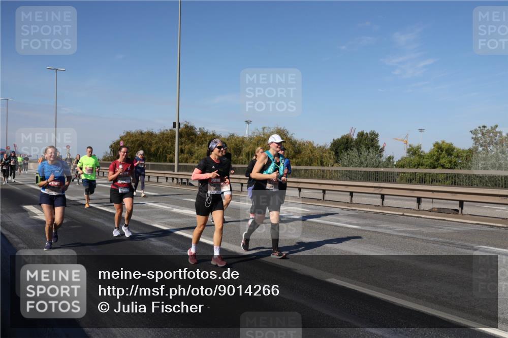 03.10.2025 - Köhlbrandbrückenlauf Julia Fischer http://msf.ph/oto/9014266 03.10.2025 13:09:03 Position 3  meine-sportfotos.de