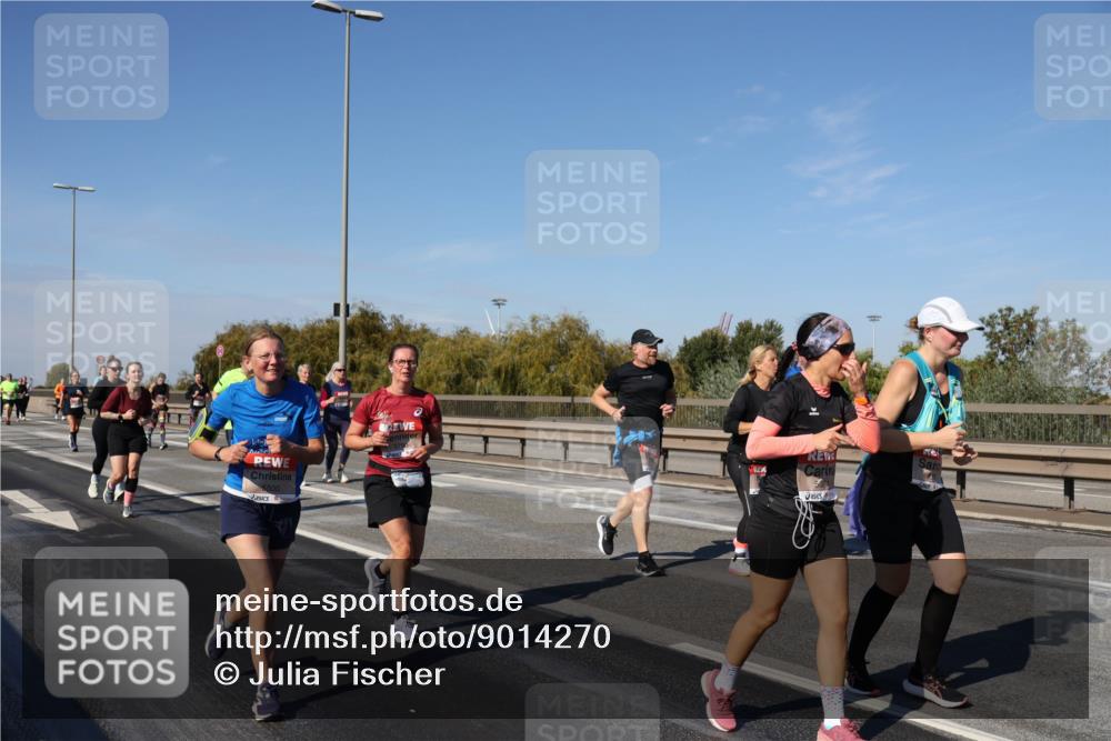 03.10.2025 - Köhlbrandbrückenlauf Julia Fischer http://msf.ph/oto/9014270 03.10.2025 13:09:04 Position 3 5500 meine-sportfotos.de