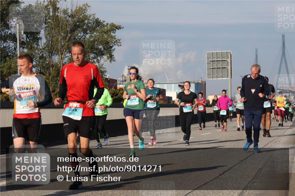 03.10.2025 - Köhlbrandbrückenlauf Luisa Fischer http://msf.ph/oto/9014271 03.10.2025 10:58:28 Position 3 1604, 3028 meine-sportfotos.de