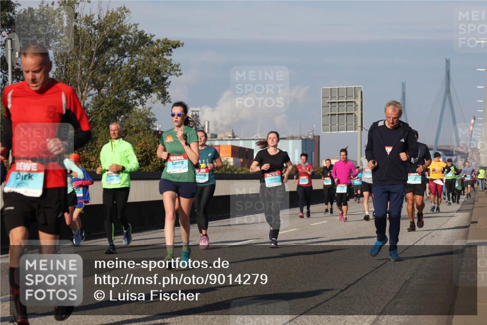 03.10.2025 - Köhlbrandbrückenlauf Luisa Fischer http://msf.ph/oto/9014279 03.10.2025 10:58:28 Position 3  meine-sportfotos.de