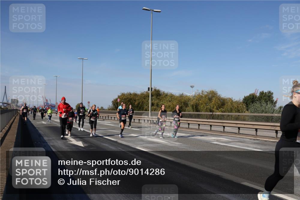 03.10.2025 - Köhlbrandbrückenlauf Julia Fischer http://msf.ph/oto/9014286 03.10.2025 13:09:09 Position 3  meine-sportfotos.de