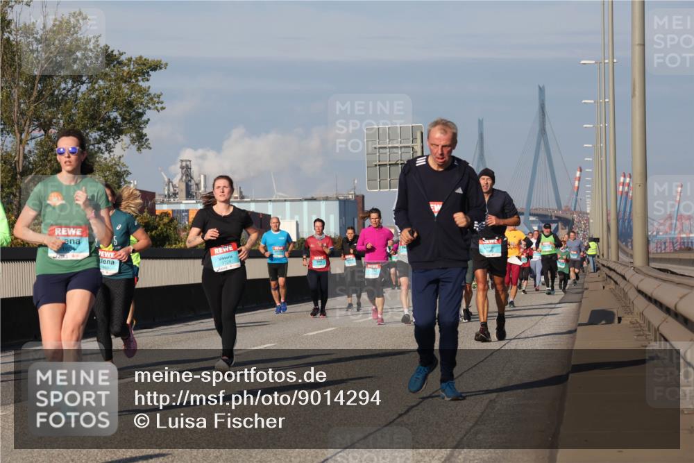 03.10.2025 - Köhlbrandbrückenlauf Luisa Fischer http://msf.ph/oto/9014294 03.10.2025 10:58:30 Position 3 3724 meine-sportfotos.de