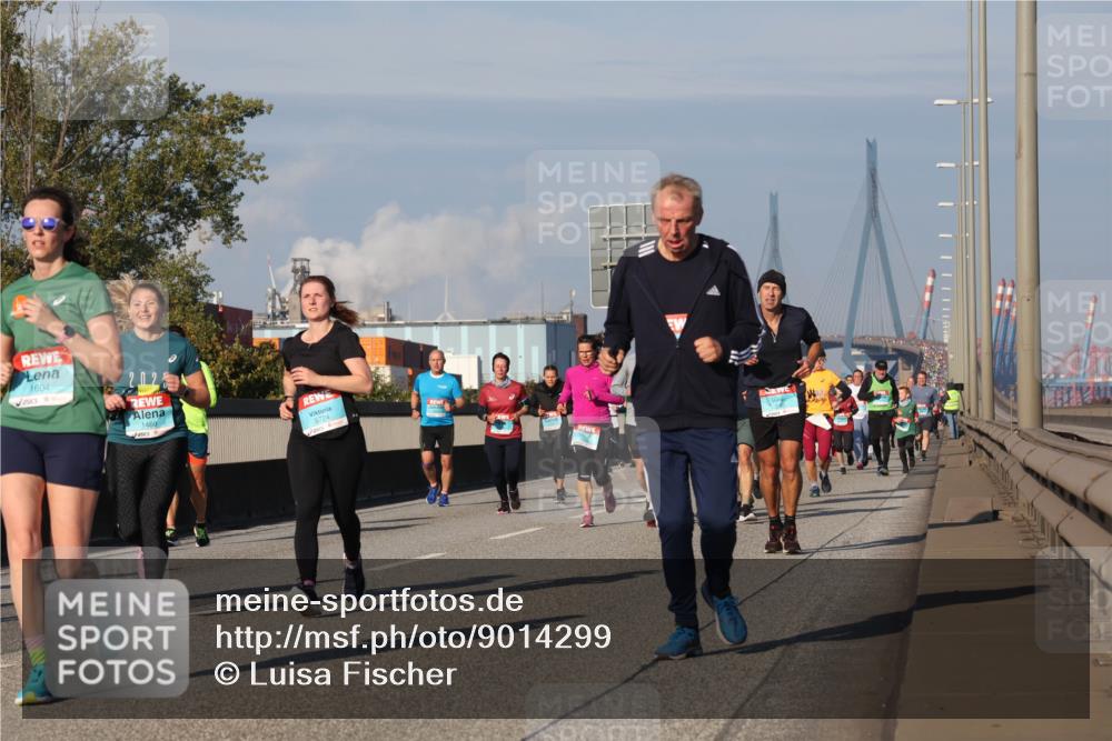 03.10.2025 - Köhlbrandbrückenlauf Luisa Fischer http://msf.ph/oto/9014299 03.10.2025 10:58:30 Position 3 1604, 2025, 1460, 3724 meine-sportfotos.de