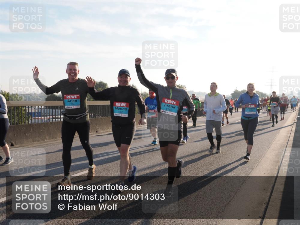 03.10.2025 - Köhlbrandbrückenlauf Fabian Wolf http://msf.ph/oto/9014303 03.10.2025 09:24:33 Position 3 2784, 2783, 2782 meine-sportfotos.de
